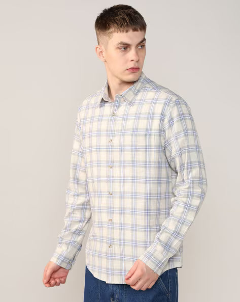 ALPHA TRIBE Men Relaxed Fit Shirt with Patch Pockets