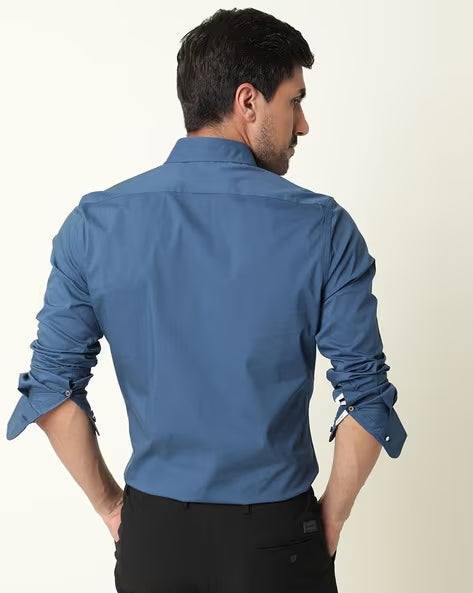 ALPHA TRIBE Men Regular Fit Spread-Collar Shirt