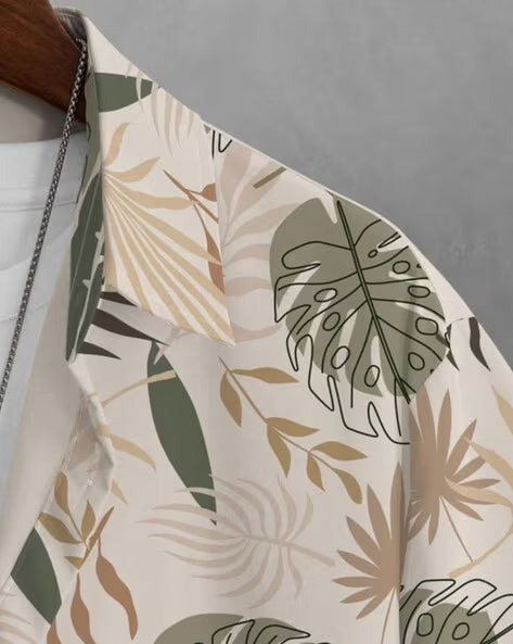 ALPHA TRIBE Men Tropical Print Regular Fit Shirt with Short Sleeves